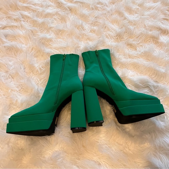 FREE PEOPLE X JEFFREY CAMPBELL GREEN PLATFORM CHELSEA COMBAT BOOTS SIZE 8.5 - Picture 2 of 4